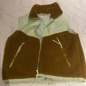 BP. Nordstrome Woman’s vest